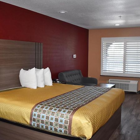 Baymont By Wyndham Manteca Hotel Luaran gambar