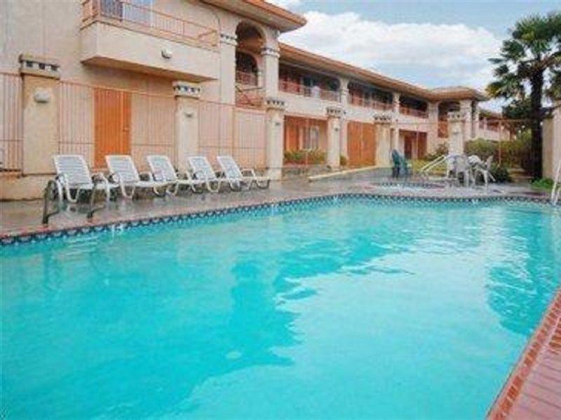 Baymont By Wyndham Manteca Hotel Luaran gambar